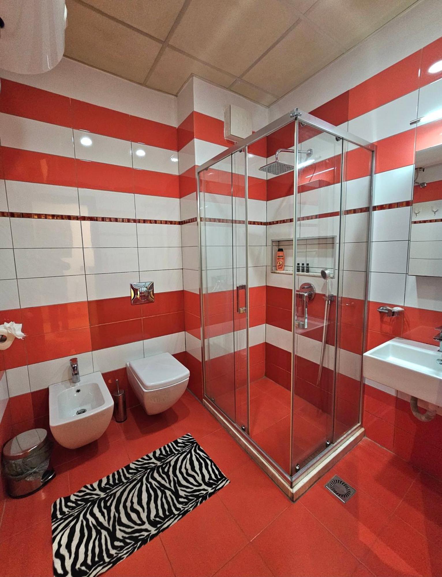 Center Apartment Easy_Luxury Tirana Eksteriør billede