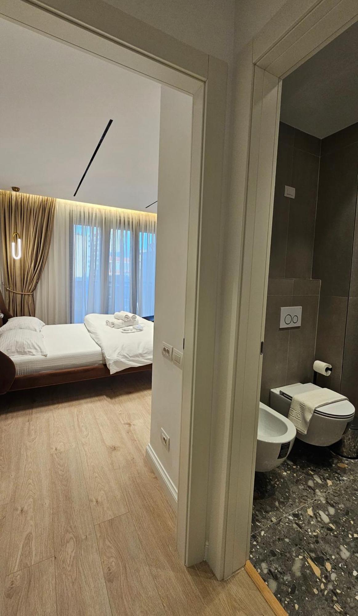 Center Apartment Easy_Luxury Tirana Eksteriør billede